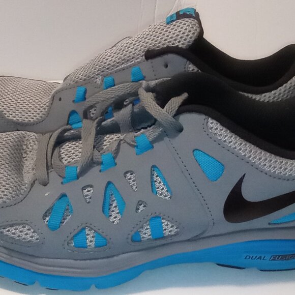 Nike Dual Fusion Run 2 Sneakers 6.5Y - Picture 2 of 16